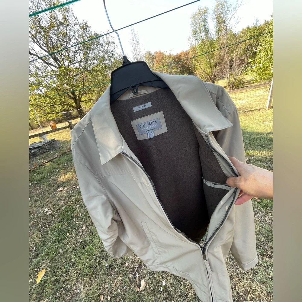 Concepts by Claiborne Outerwear Poly Tech Insulated Zippered Tan Jacket - Picture 4 of 6